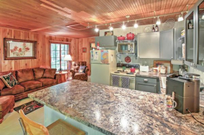 Pet-Friendly One Crow Cottage in Harbor Springs!